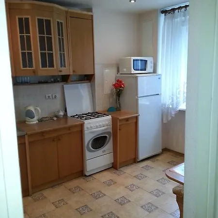 Apartment Na Bakinskoy 18