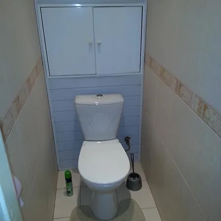 Na Bakinskoy 18 Apartment